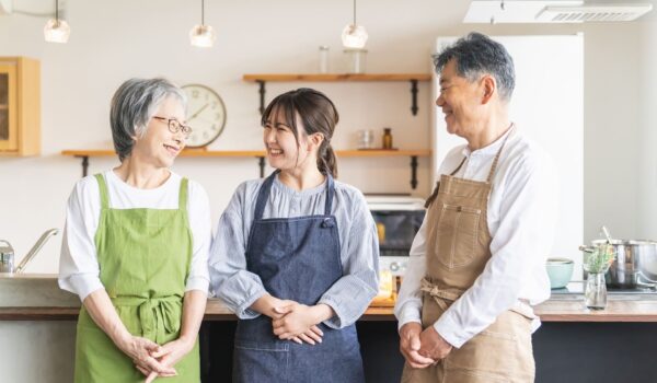 高齢者との会話がスムーズになる方法は？